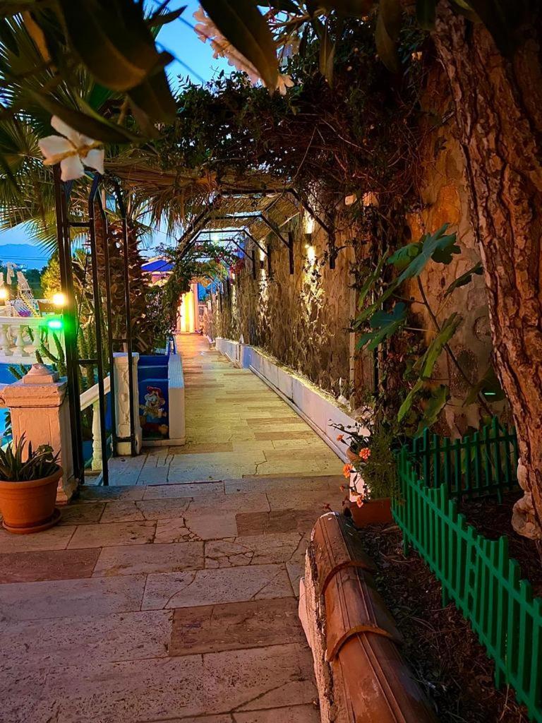 Aspat Hotel Bodrum - Beach&Restaurant Екстер'єр фото