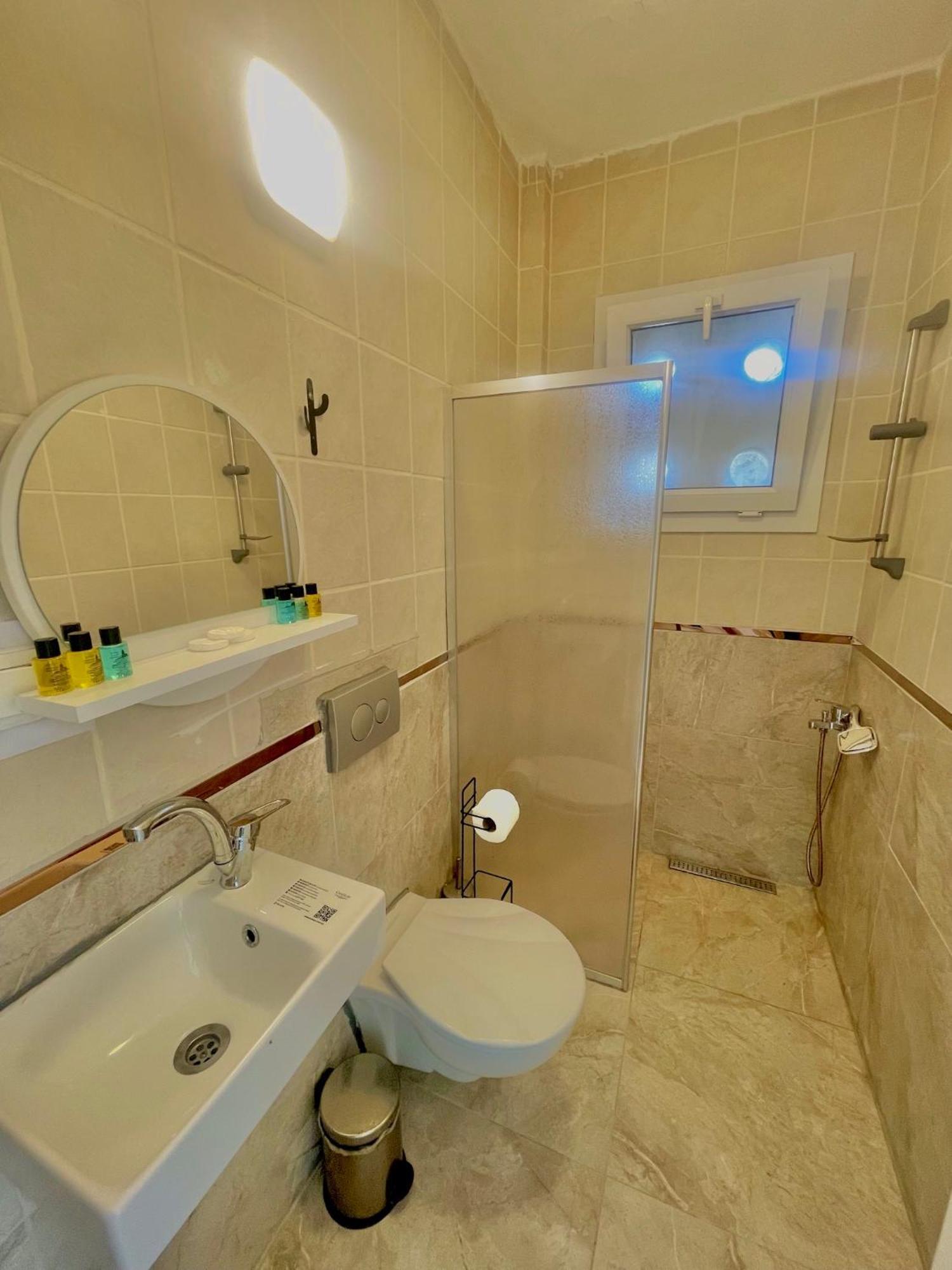 Aspat Hotel Bodrum - Beach&Restaurant Екстер'єр фото